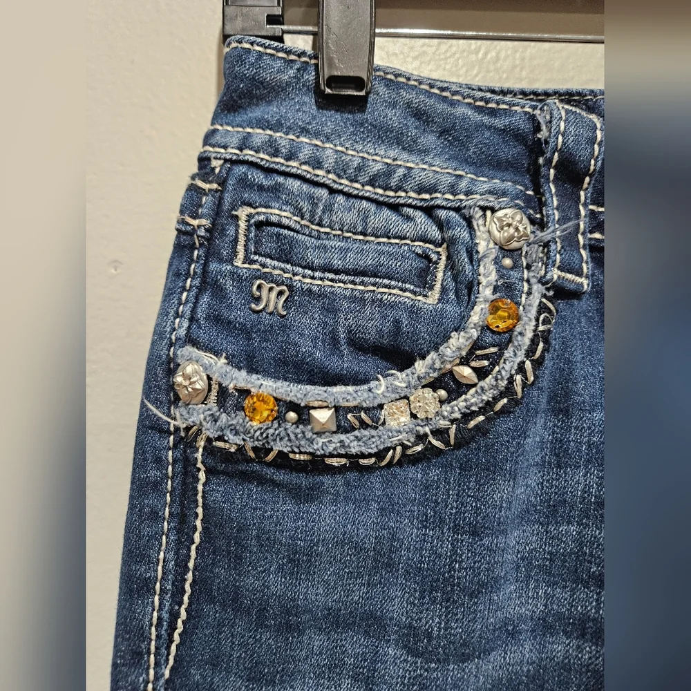 Miss Me Dark Blue Embellished Jeans Size 27 Inseam 32" - Picture 2 of 8